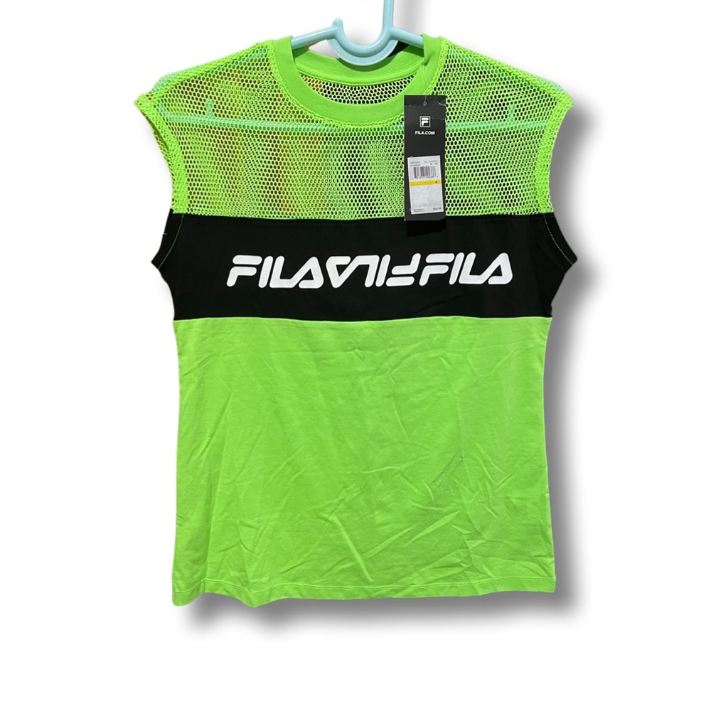 Fila size M.
